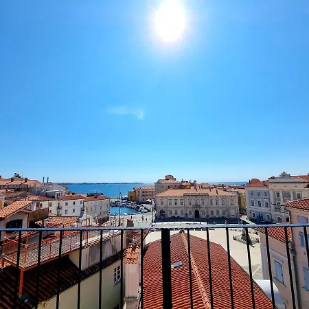 Akvatour Daire Piran