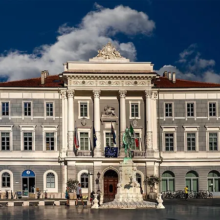 Apartma Akvatour *